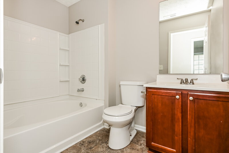 2,215/Mo, 3807 Riverside Pkwy Decatur, GA 30034 Bathroom View