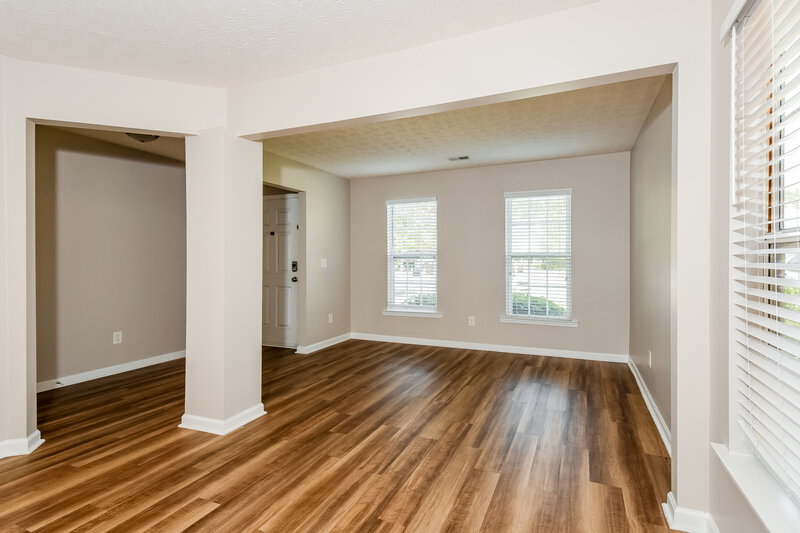 1,830/Mo, 9596 Lakeview Circle Union City, GA 30291 Family Room View