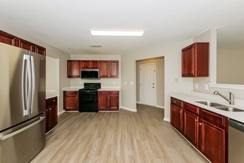 2,515/Mo, 4133 Alveston Dr Atlanta, GA 30349 Kitchen View