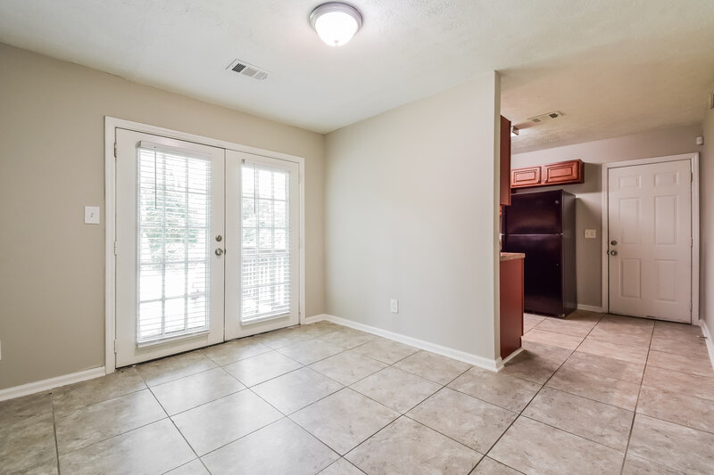 1,560/Mo, 1009 Forest Valley Dr SE Atlanta, GA 30354 Dining Room View