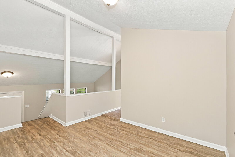 0/Mo, 900 Turtle Bend Ln College Park, GA 30349 Dining Room View