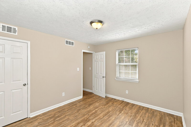 0/Mo, 900 Turtle Bend Ln College Park, GA 30349 Bedroom View 2