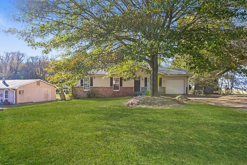 1,550/Mo, 90 Glenn Burnie Dr Stockbridge, GA 30281 Front View