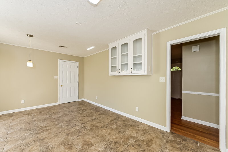 1,550/Mo, 90 Glenn Burnie Dr Stockbridge, GA 30281 Dining Room View