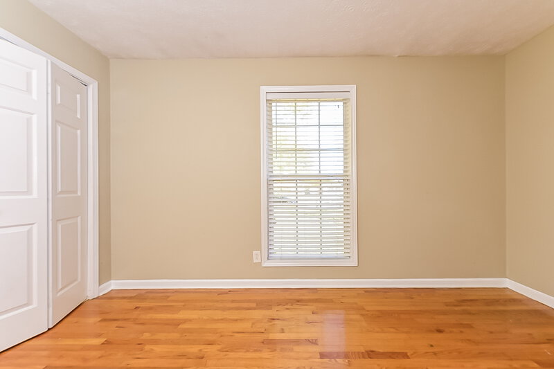 1,550/Mo, 90 Glenn Burnie Dr Stockbridge, GA 30281 Bedroom View 3