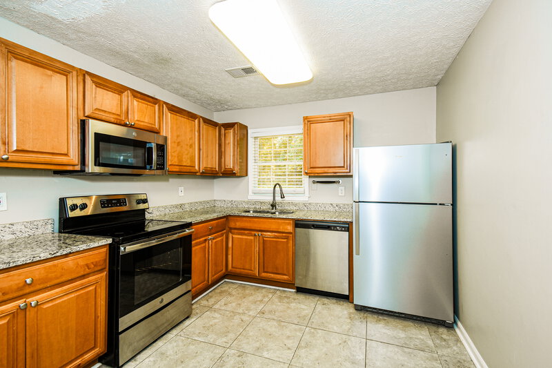 2,910/Mo, 1622 Blackwell Rd Marietta, GA 30066 Kitchen View