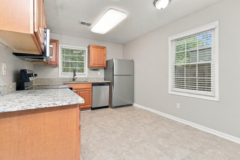 1,995/Mo, 1622 Blackwell Rd Marietta, GA 30066 Kitchen View 2