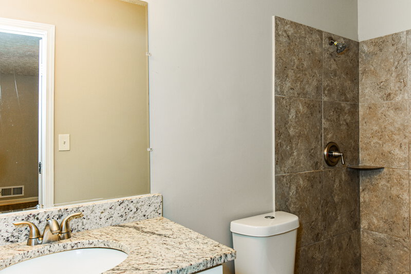 2,910/Mo, 1622 Blackwell Rd Marietta, GA 30066 Main Bathroom View