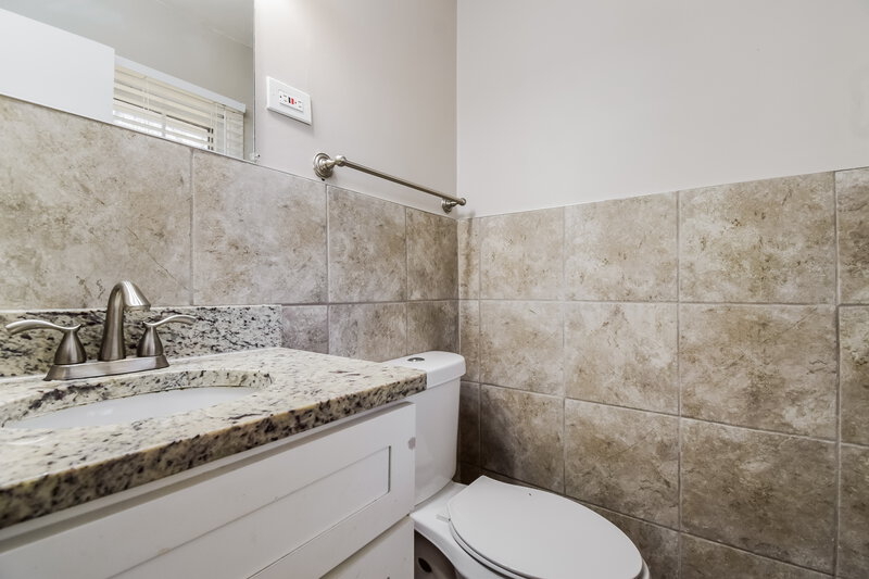 1,540/Mo, 4553 Ryan Rd Conley, GA 30288 Main Bathroom View