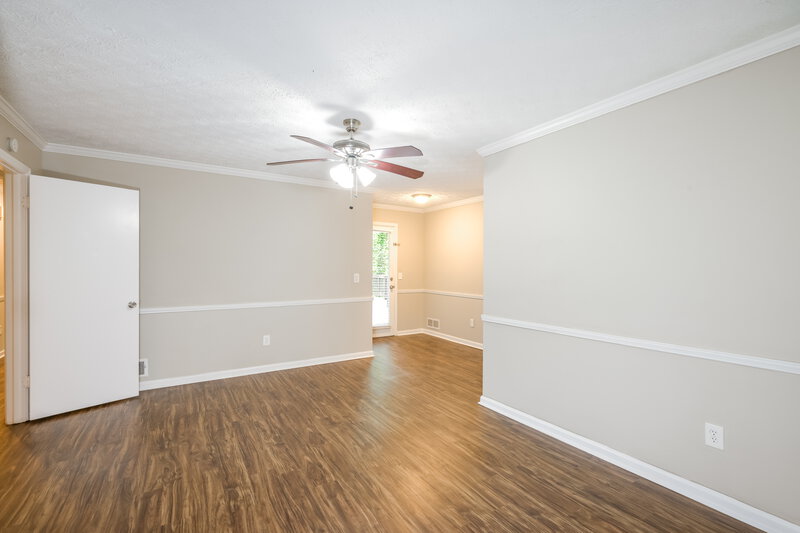 2,830/Mo, 4765 Banner Elk Dr Stone Mountain, GA 30083 Main Bedroom View