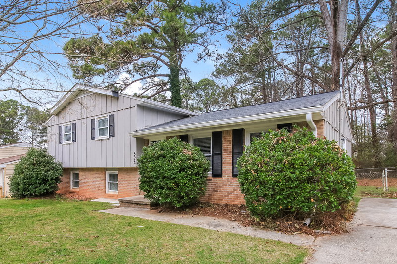 1,855/Mo, 694 Dixon Rd Jonesboro, GA 30238 Misc View 2