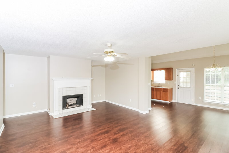 2,470/Mo, 109 Belle Chase Dallas, GA 30157 Living Room View