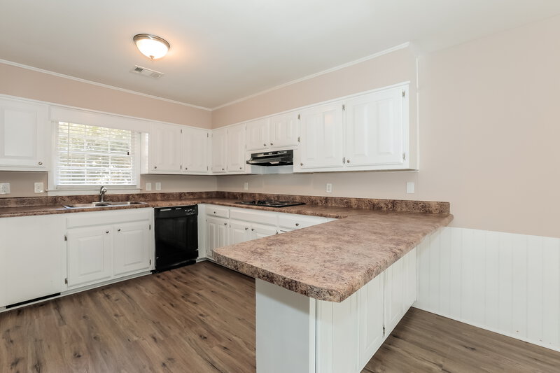 2,840/Mo, 1401 OVERWOOD Trace Snellville, GA 30078 Kitchen View 2