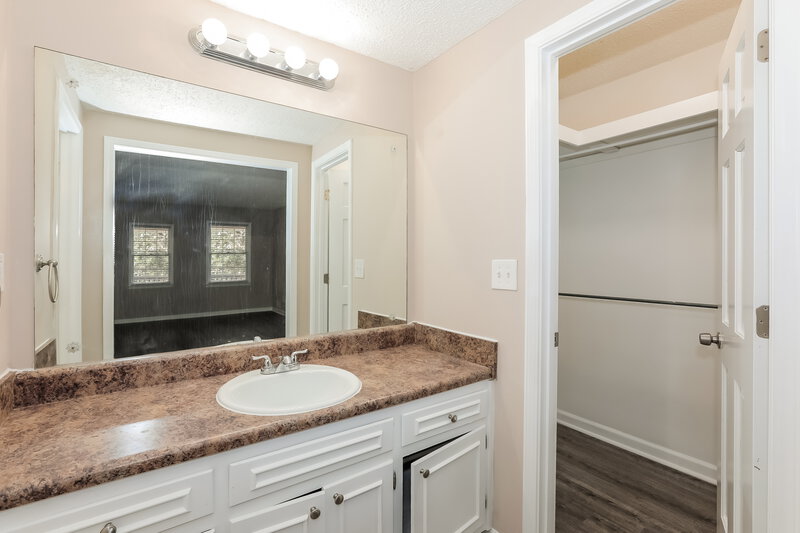 2,840/Mo, 1401 OVERWOOD Trace Snellville, GA 30078 Main Bathroom View 2