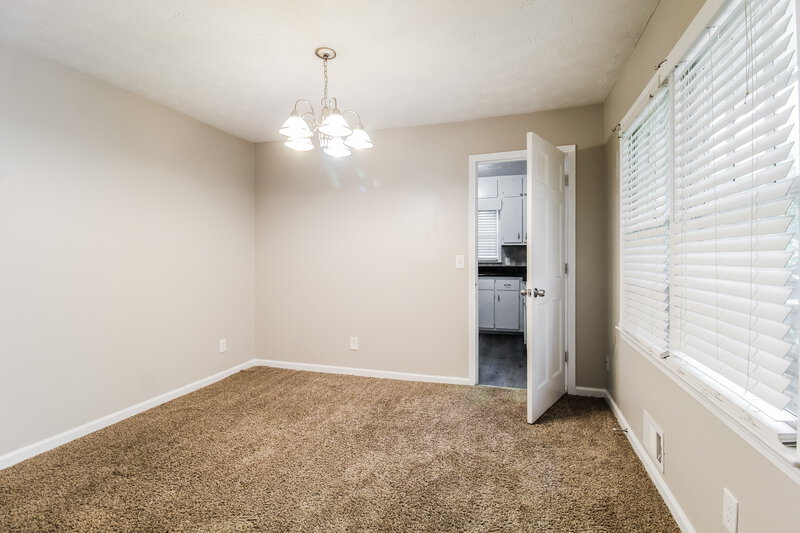 2,850/Mo, 188 REGAL Drive Lawrenceville, GA 30046 Dining Room View