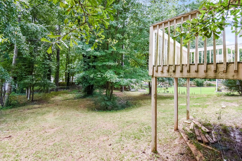 2,095/Mo, 1009 Hicksmil Dr Sw Marietta, GA 30060 Rear View