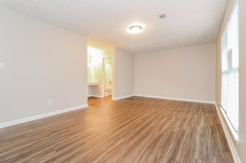 2,075/Mo, 1270 BRAYS MILL Trace Lawrenceville, GA 30044 Main Bedroom View