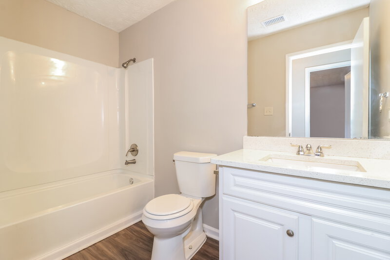 2,075/Mo, 1270 BRAYS MILL Trace Lawrenceville, GA 30044 Bathroom View