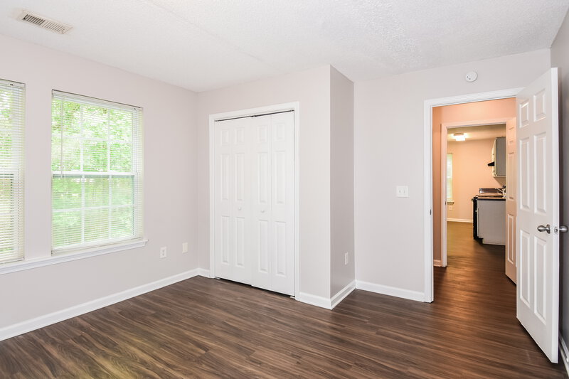 1,955/Mo, 7957 Lakewind Ct Douglasville, GA 30134 Main Bedroom View