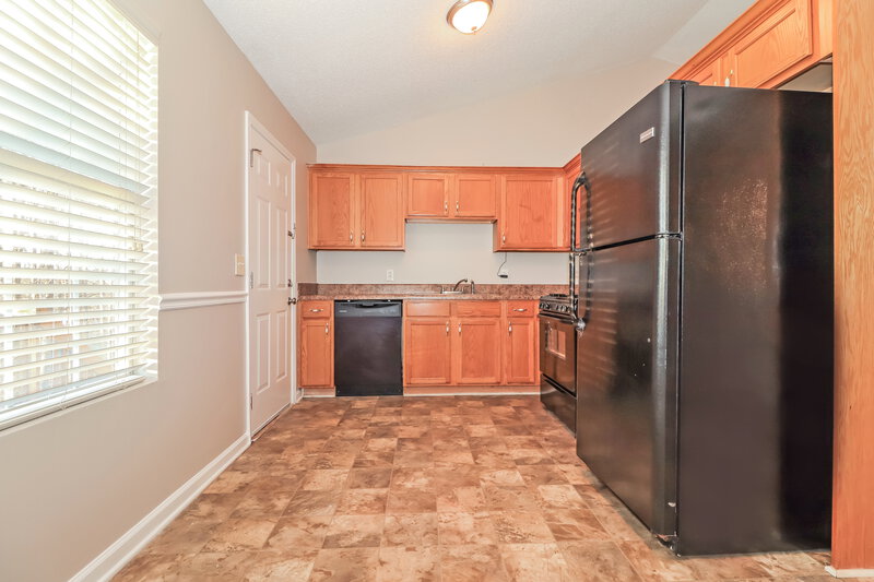 1,665/Mo, 9557 Cartersville Way Dallas, GA 30132 Kitchen View