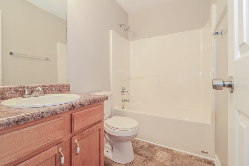 1,665/Mo, 9557 Cartersville Way Dallas, GA 30132 Bathroom View
