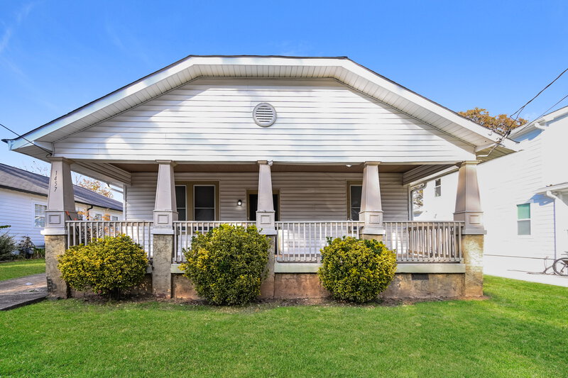 2 Bedroom House – 1457 WADLEY Avenue, Atlanta, GA 30344