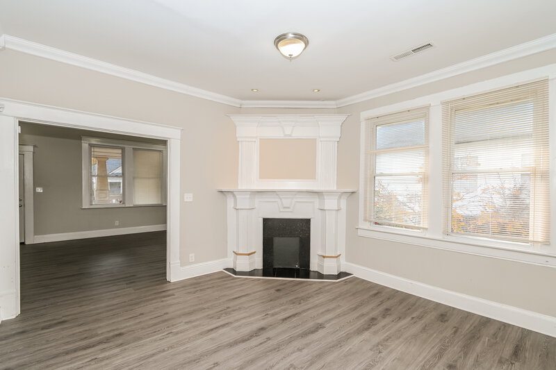 2,120/Mo, 1457 WADLEY Avenue Atlanta, GA 30344 Living Room View