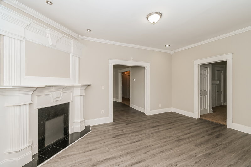 2,120/Mo, 1457 WADLEY Avenue Atlanta, GA 30344 Living Room View 4