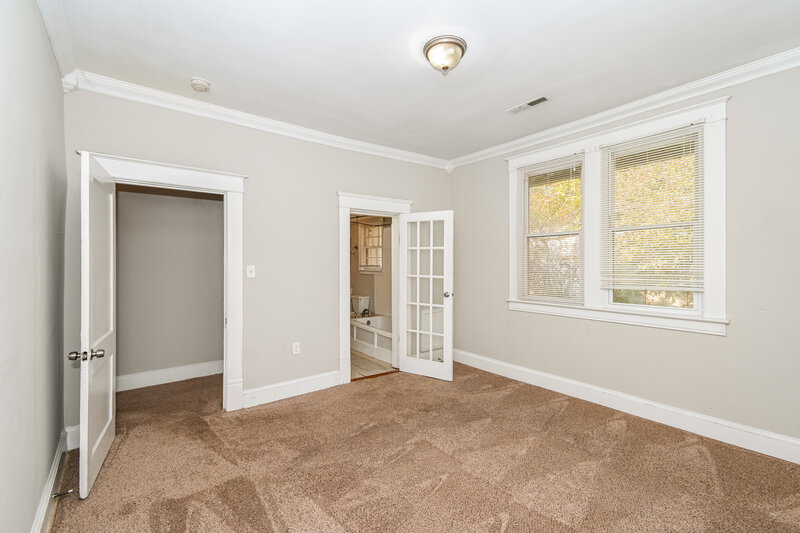 2,120/Mo, 1457 WADLEY Avenue Atlanta, GA 30344 Main Bedroom View