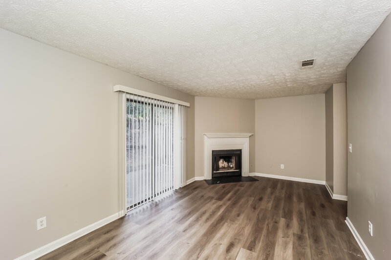 1,490/Mo, 2068 Sitser Ln Atlanta, GA 30349 Living Room View 3