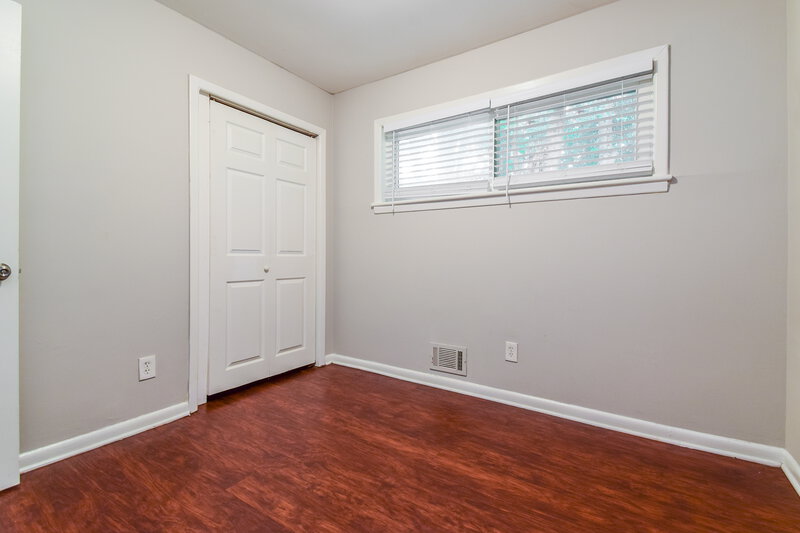 0/Mo, 201 LYDIA DR Atlanta, GA 30315 Bedroom View 4
