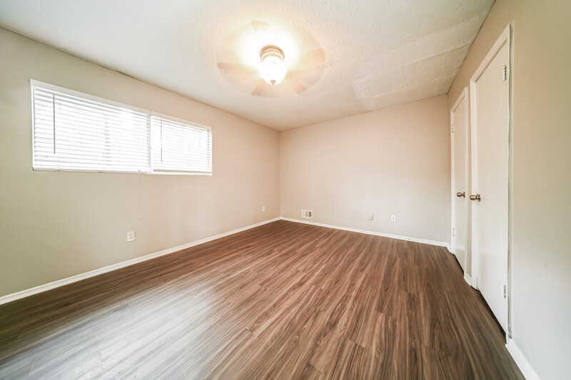 1,830/Mo, 2232 DORAL Court Atlanta, GA 30331 Main Bedroom View