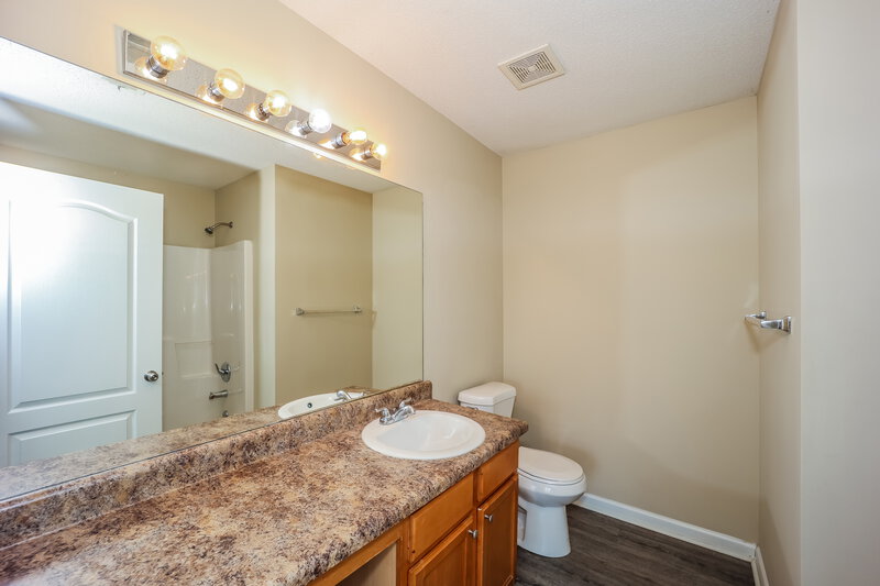 1,535/Mo, 2298 BIGWOOD TRL Atlanta, GA 30349 Bathroom View