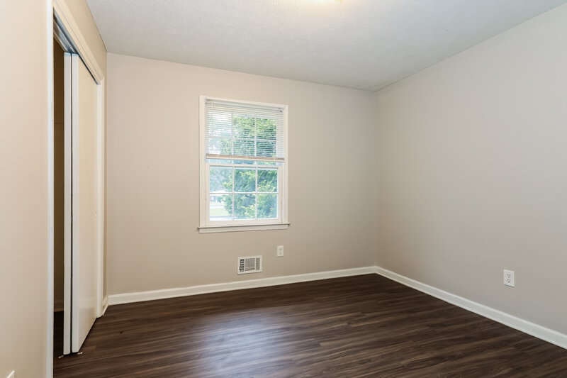 1,590/Mo, 235 HURST Point College Park, GA 30349 Bedroom View 2