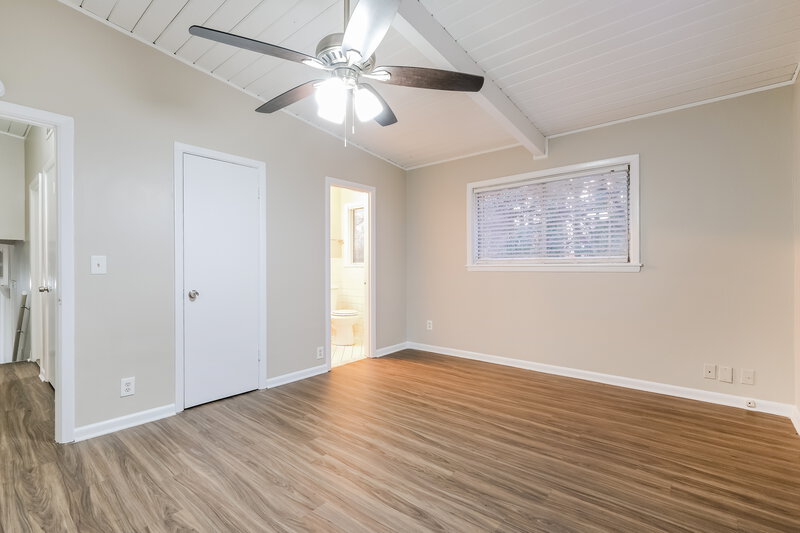 1,795/Mo, 2410 RIDGEWAY Drive Atlanta, GA 30360 Main Bedroom View