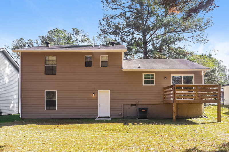 1,805/Mo, 2465 FAIRWAY Circle SW Atlanta, GA 30331 Rear View