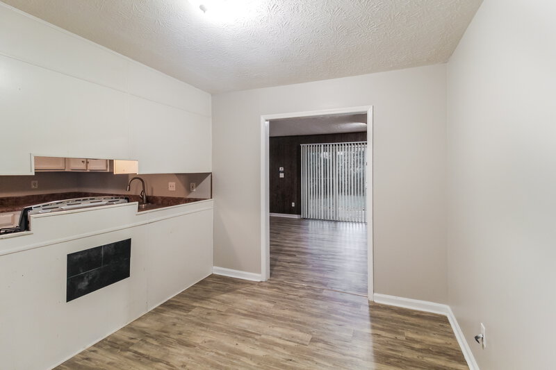 2,910/Mo, 2495 ZANE Drive Atlanta, GA 30331 Dining Room View 2