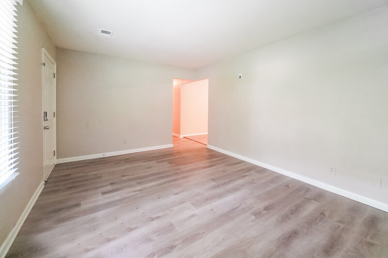 1,565/Mo, 2820 Foxlair Trail Atlanta, GA 30349 Living Room View 2