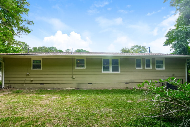 1,565/Mo, 2820 Foxlair Trail Atlanta, GA 30349 Rear View