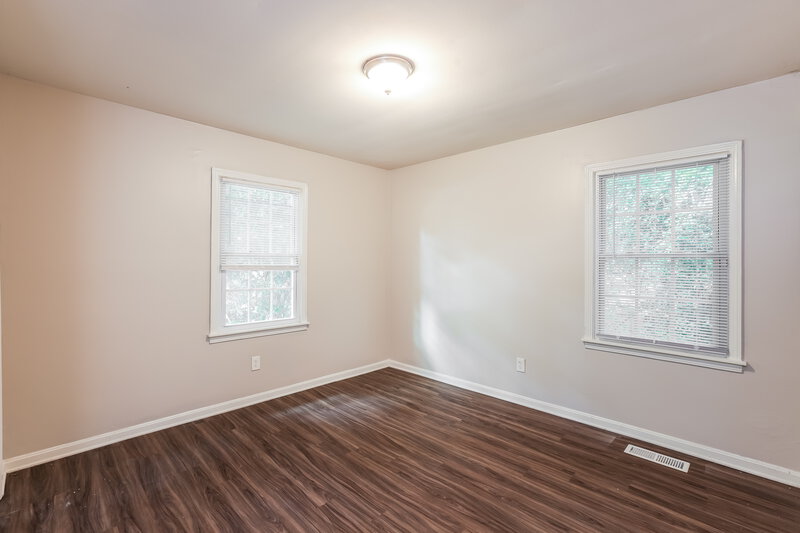 1,850/Mo, 2743 Argyle Dr NW Atlanta, GA 30318 Bedroom View