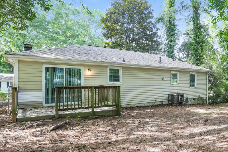 1,850/Mo, 2743 Argyle Dr NW Atlanta, GA 30318 Rear View 2