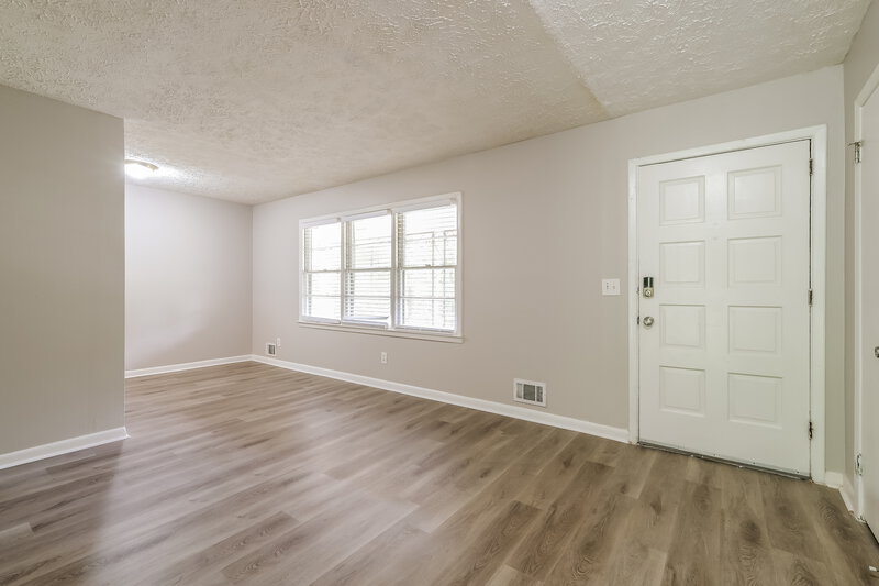 2,170/Mo, 2842 Zane Grey Dr SE Atlanta, GA 30316 Living Room View