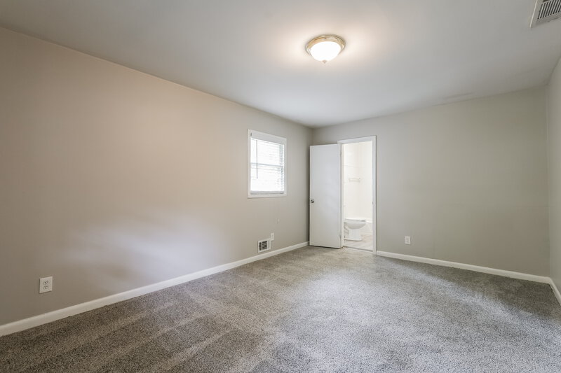 2,170/Mo, 2842 Zane Grey Dr SE Atlanta, GA 30316 Bedroom View 2