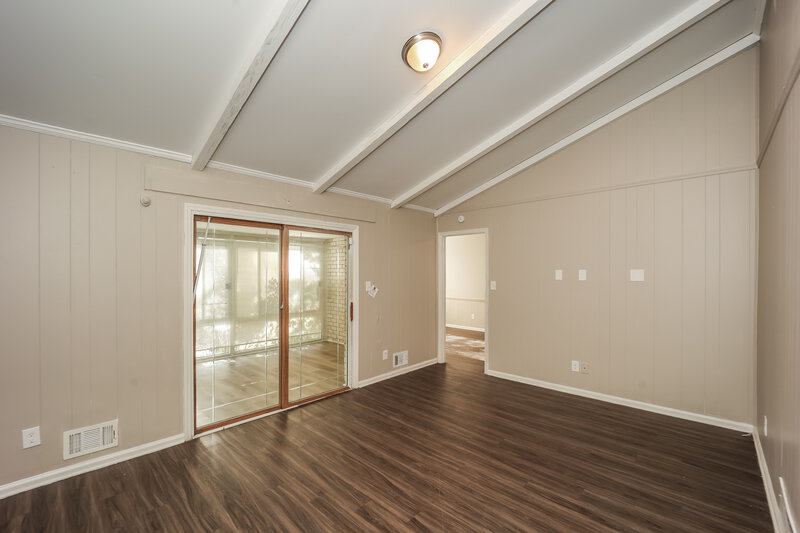 1,900/Mo, 3240 Devilla Trce Atlanta, GA 30349 Living Room View