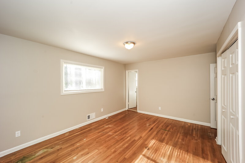 1,900/Mo, 3240 Devilla Trce Atlanta, GA 30349 Main Bedroom View 2