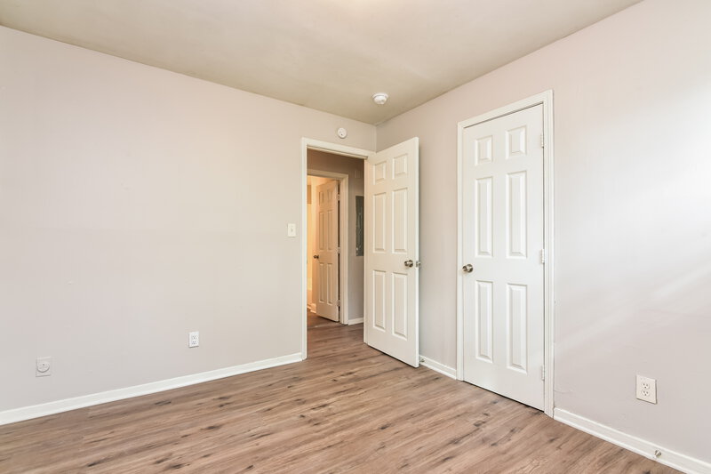 0/Mo, 3343 Renault Road SE Atlanta, GA 30354 Main Bedroom View