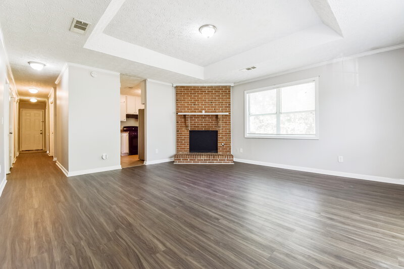 1,255/Mo, 5408 Glen Haven Dr Atlanta, GA 30349 Living Room View 2