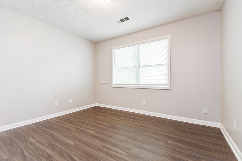 1,255/Mo, 5408 Glen Haven Dr Atlanta, GA 30349 Dining Room View 2