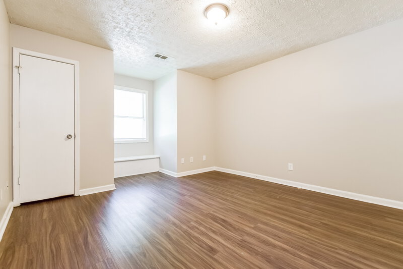 1,255/Mo, 5408 Glen Haven Dr Atlanta, GA 30349 Main Bedroom View