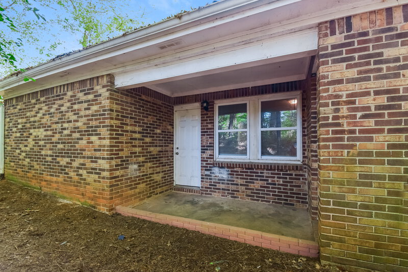 1,255/Mo, 5408 Glen Haven Dr Atlanta, GA 30349 Rear View 2